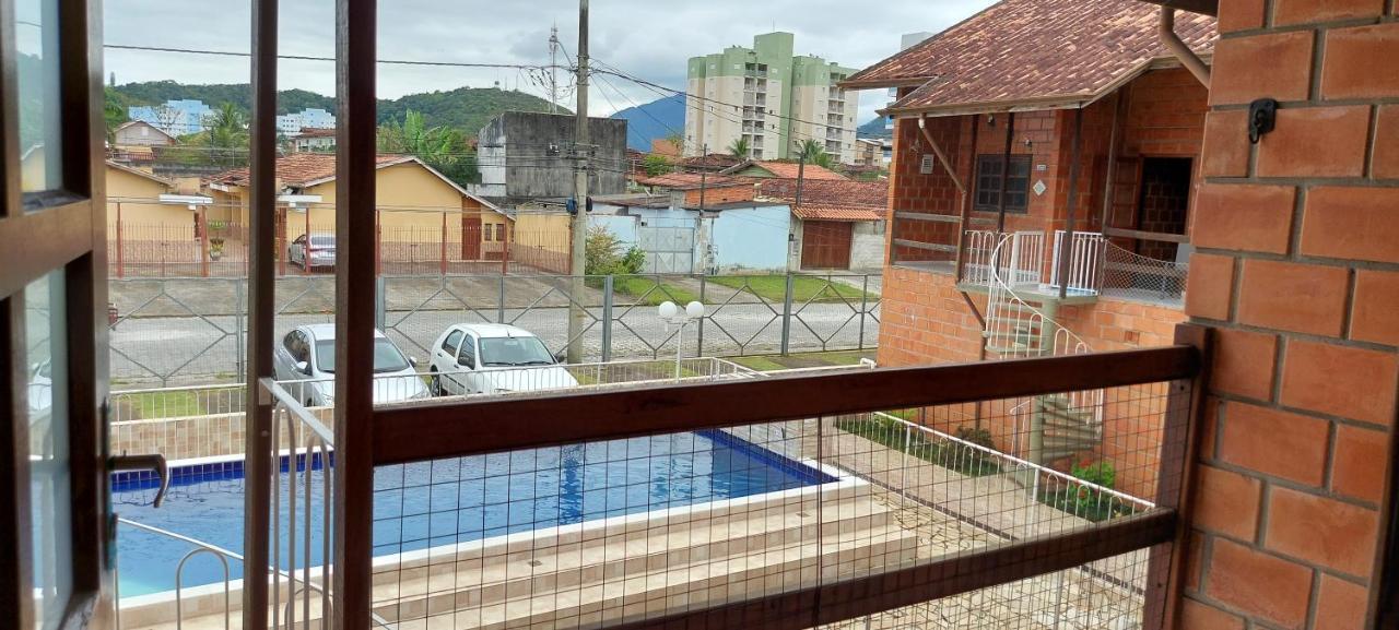 Chale Borasol Martim De Sa Piscina 600Mts Da Praia Apartment Caraguatatuba Bagian luar foto